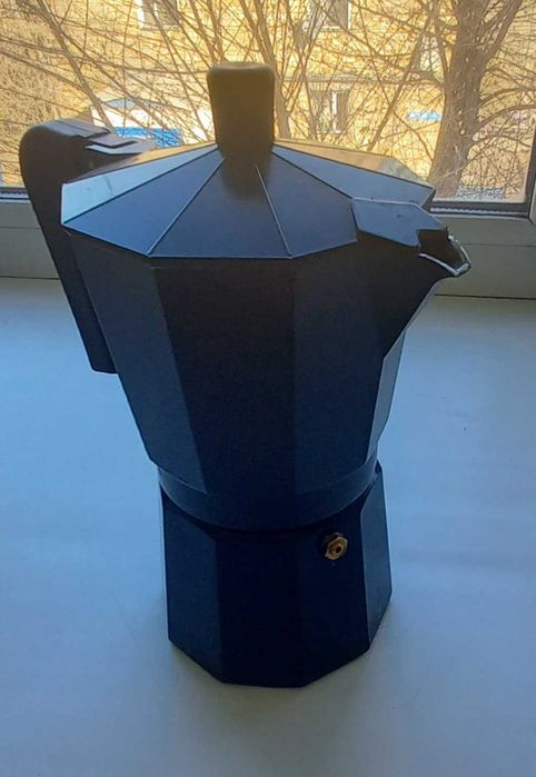 Продается кофеварка Aceline