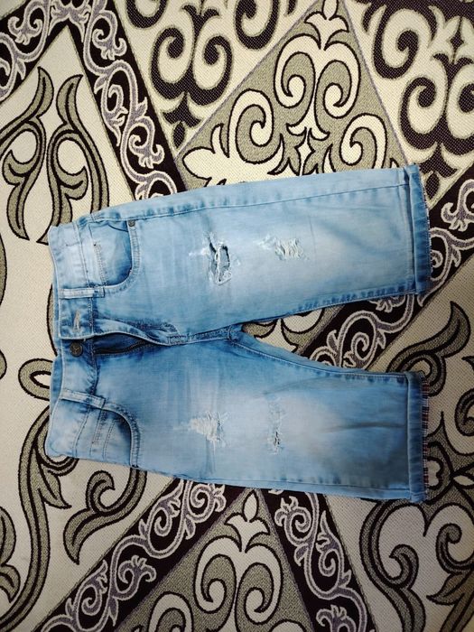 Продам одежду на мальчика возрас 8—9 лет