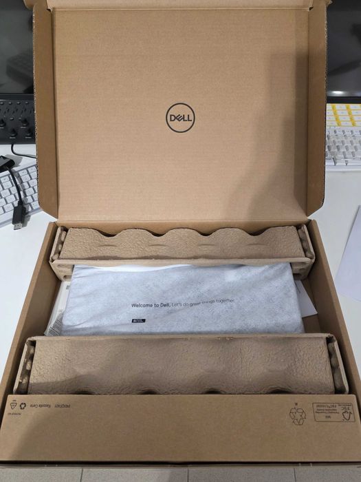 DELL Vostro 3530 i7 / 16GB / 512SSD – NOU