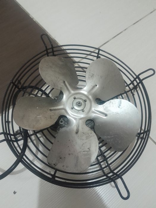 Мотор холодильника 5000 т.