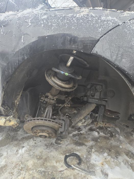 Vand Megan 3 avariat