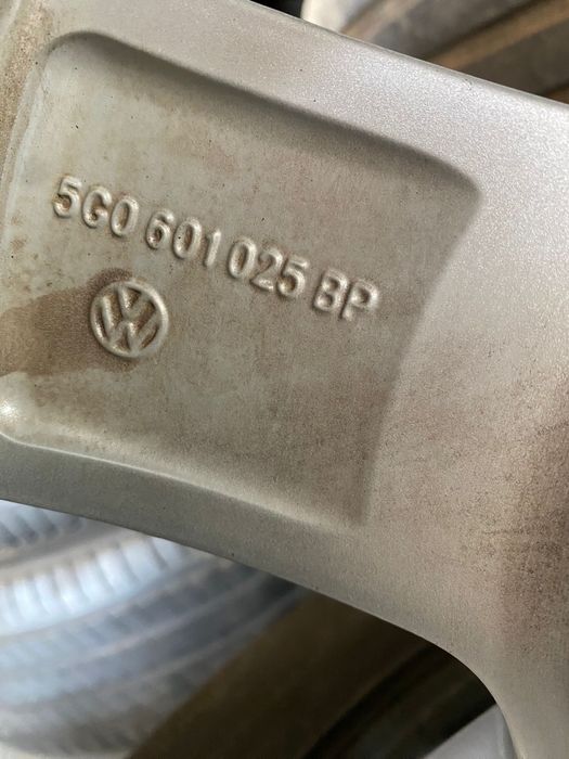 Jante 16 Originale Volkswagen Golf 5,6,7,8, Passat, Tiguan, Touran etc