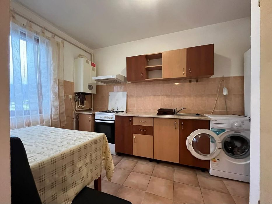 Garsonieră de închiriat Noua