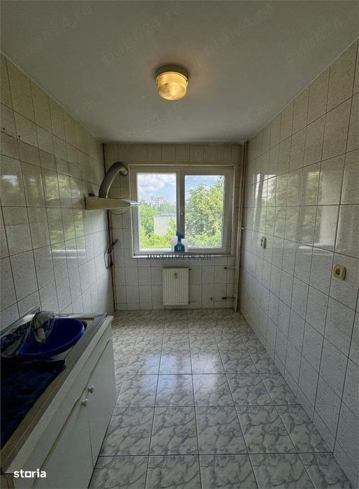 Apartament 3 Camere Semidecomandat Bd.Alexandru Obregia