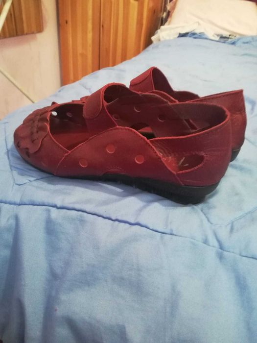 Дамски сандали естествена кожа