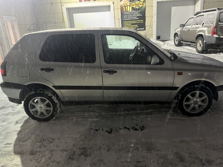 Продам гольф 3 .