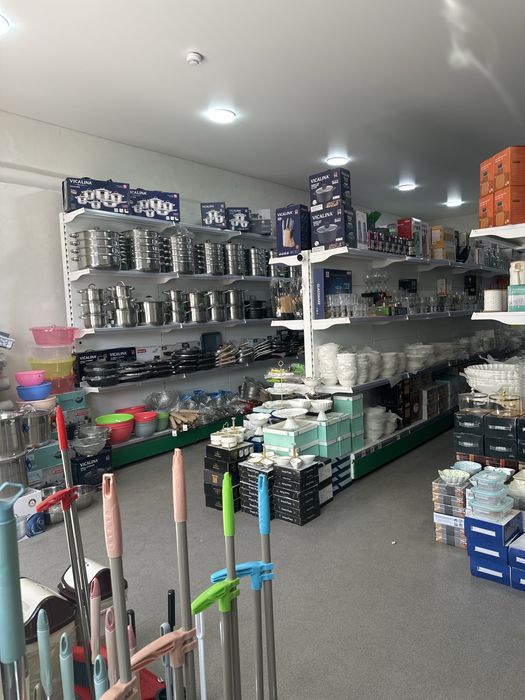 Оборудование для магазина бутика