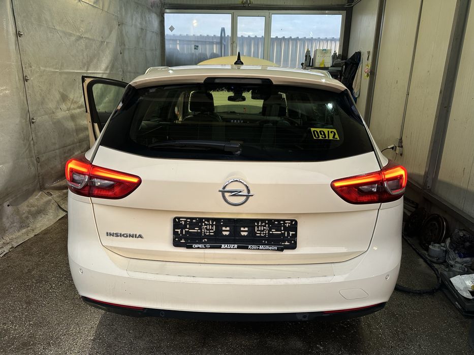Навигация за Опел Инсигния B