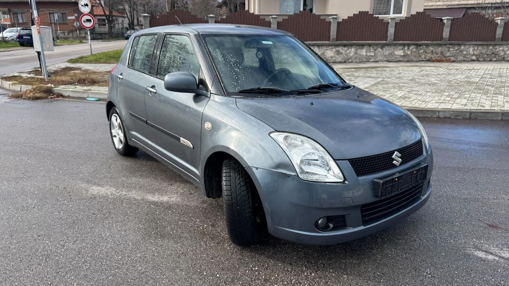 Продавам Suzuki Swift 1.3 бензин