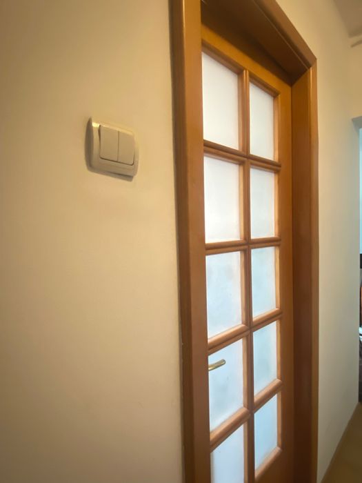 Usi interior lemn