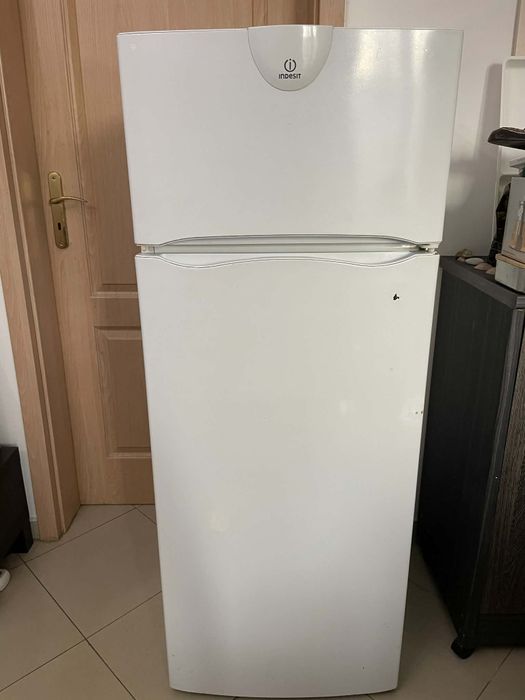 Хладилник Indesit