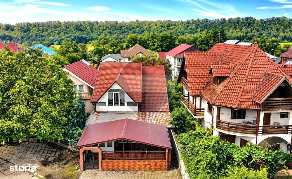 Restaurant și Pensiune/Apartament Onești