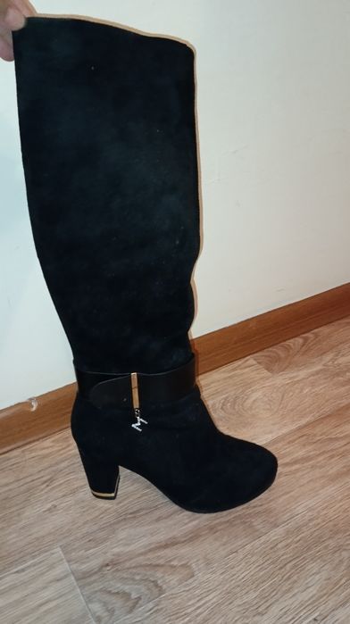 Сапоги женские черные