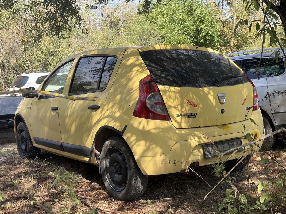Dacia sandero 1.2 16v на части