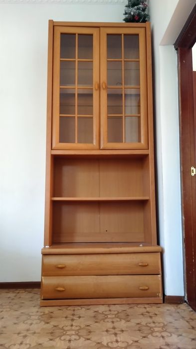 Шкаф для гостиной