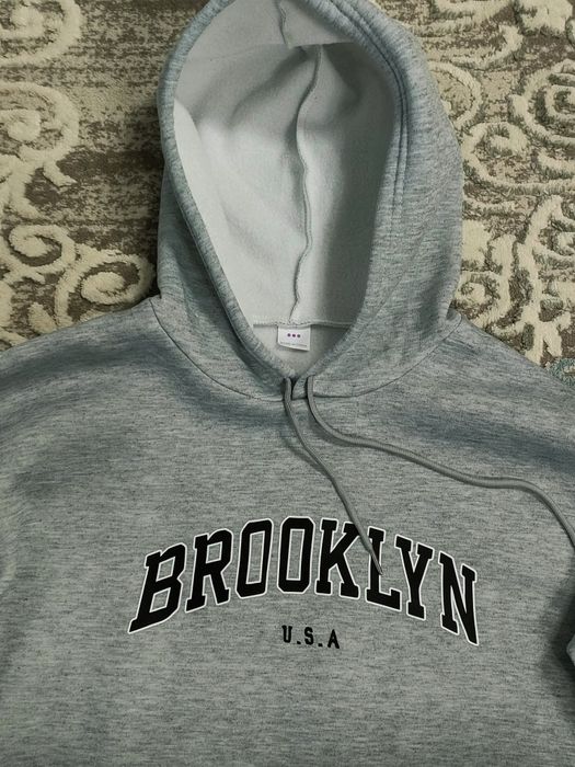 Худи с надписью BROOKLYN