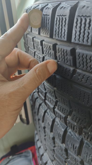 Обменяю шины зима DUNLOP