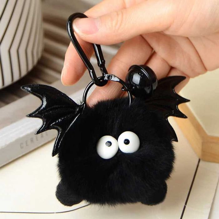 НОВИ  Ключодържатели Стич или Плюшено Демонче