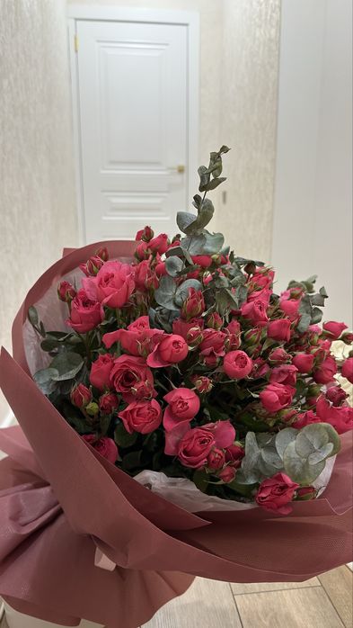 Продам свежие кустовые розы