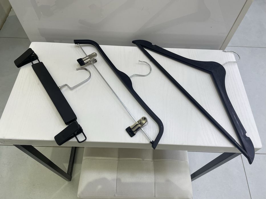 Шкаф / мебель / тумбы