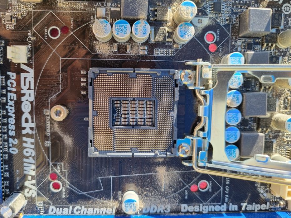 Материнская плата ASRock H61M-VS
