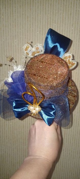 Шляпки на ободе и резинке