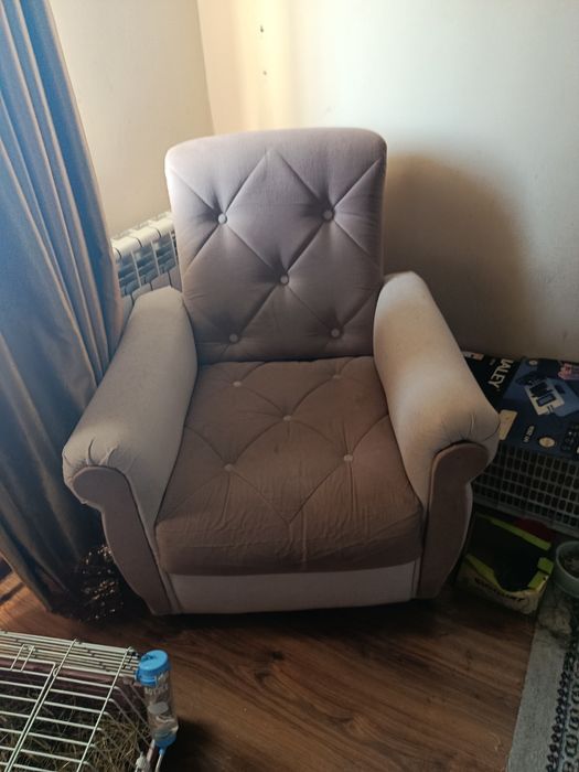 Диван и два кресла