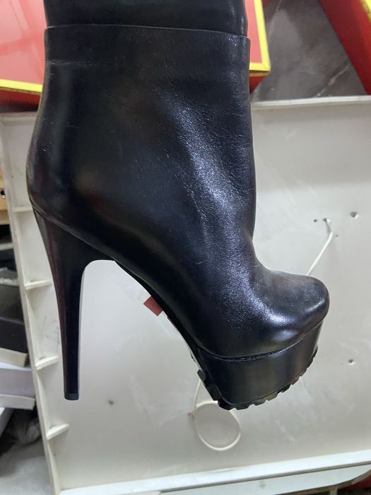 Продам сапоги НОВЫЕ кожи
