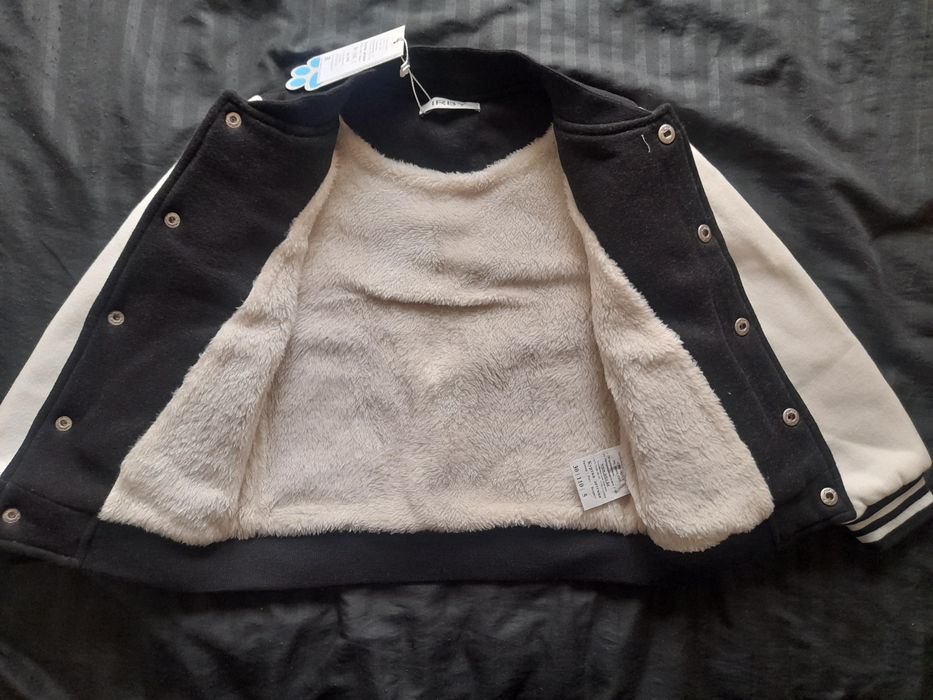 Продам детские вещи