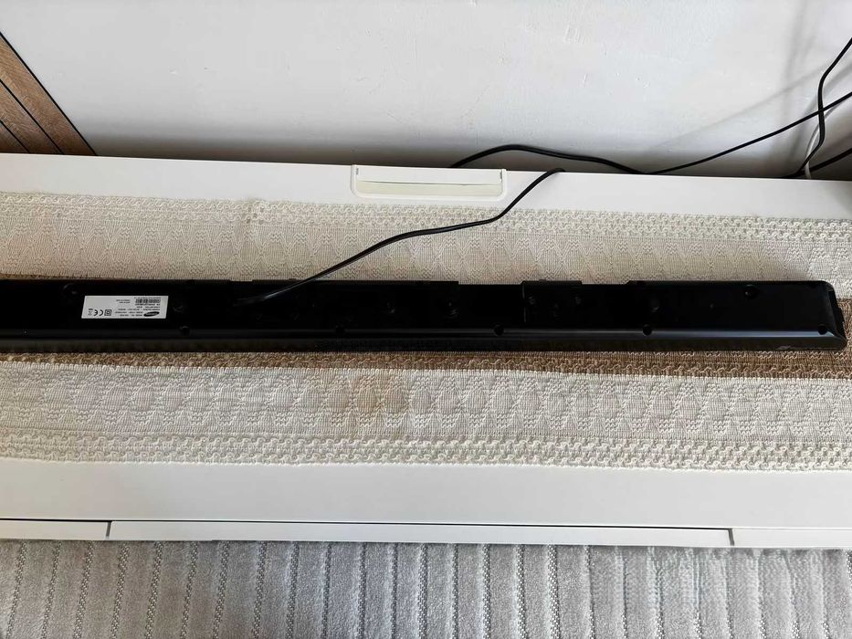 Samsung HW-F450 Sound Bar, folosit, stare foarte buna de functionare