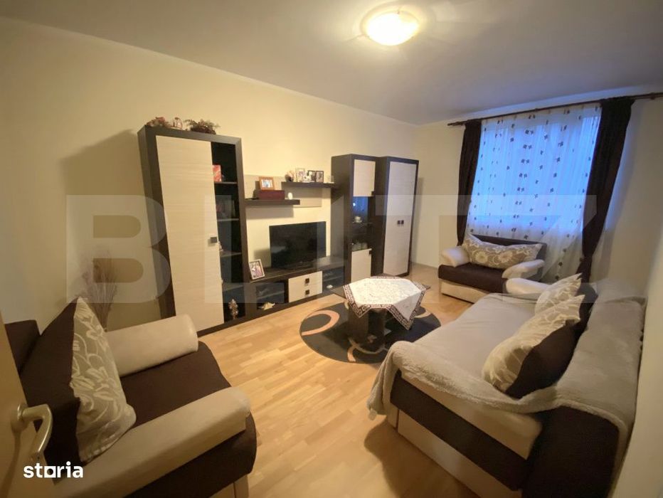 Apartament 3 camere, 70 mp, zona Tolstoi — fotografia 1