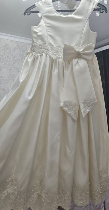 Платье нарядное на девочку