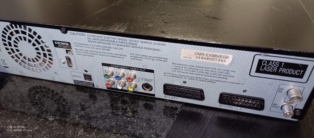 Panasonic DMR EX98 combo defect ptr piese, dă eroare la hard disk