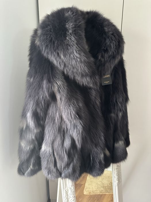 Blană naturală vulpe de culoare neagră cu inserții gri, marime 42/44