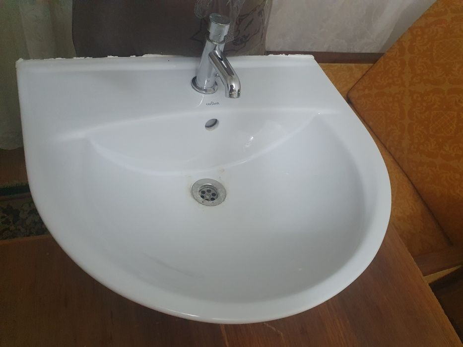 Closet(toaleta +chiuvetă