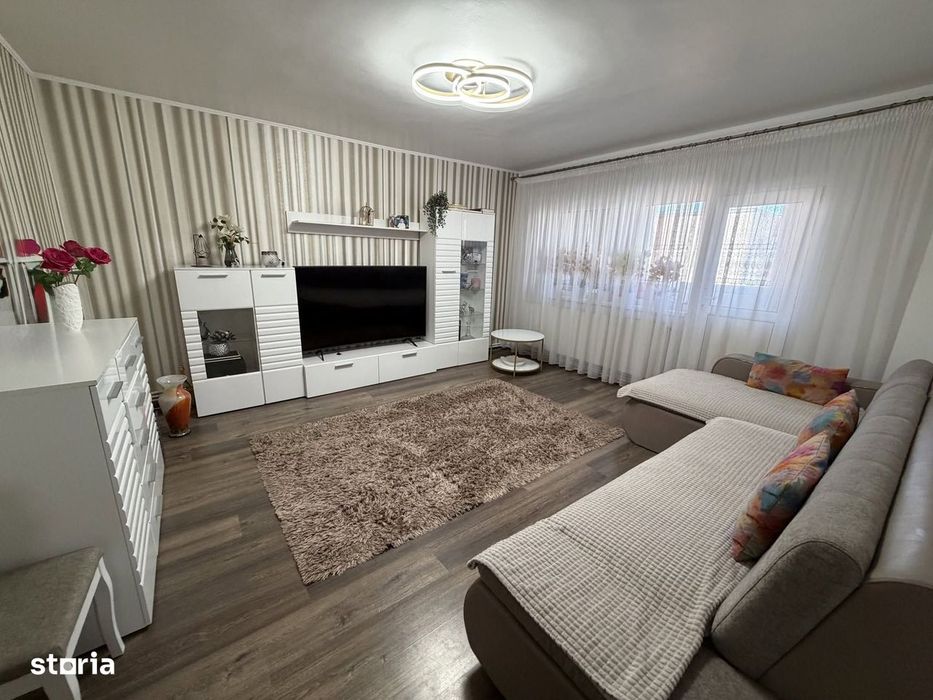 De vânzare apartament 3 camere zona Buzăului 84 mp la cheie — fotografia 1