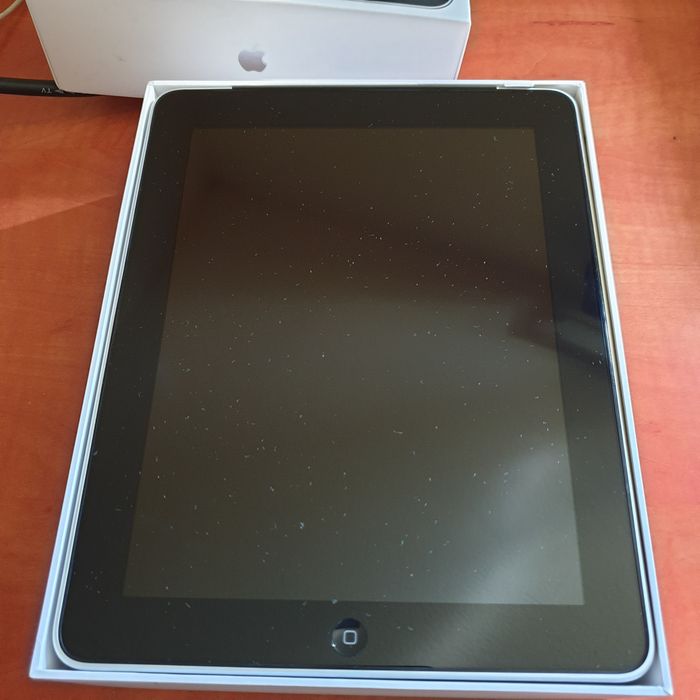 Ipad 1 A1337 64gb. WiFi +Celular +Dock