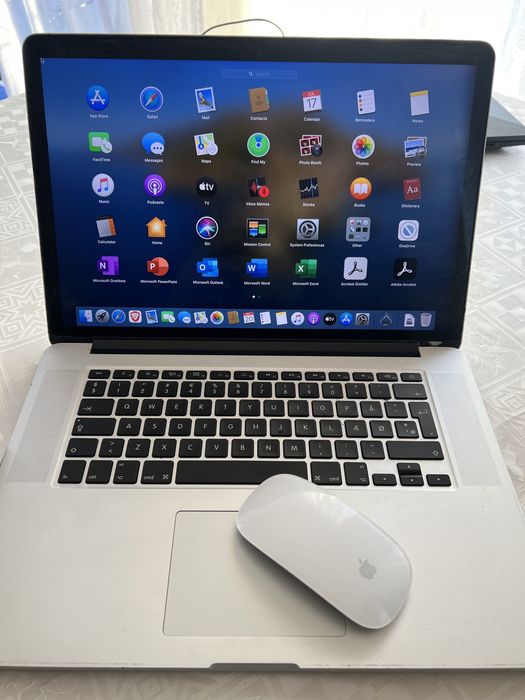 MacBook Pro Retina 15 inch i7