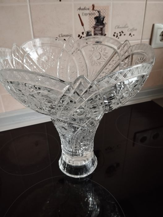 хрустальная фруктовница