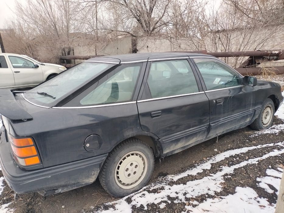 Продам машину Ford Scorpio