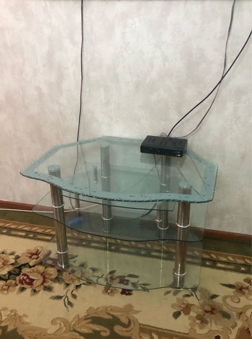 Продам подставку под телевизор