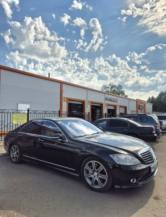 Автопрокат Мерседес 221