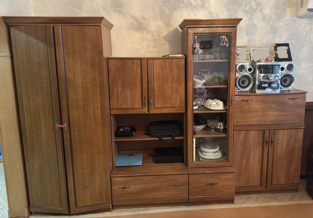 Шкаф стенка в гостиную