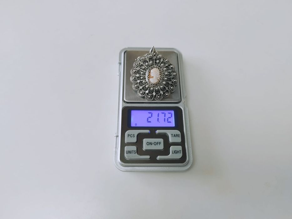 Vechi colier lant argint 800, pandantiv camee, rama filigran, copii