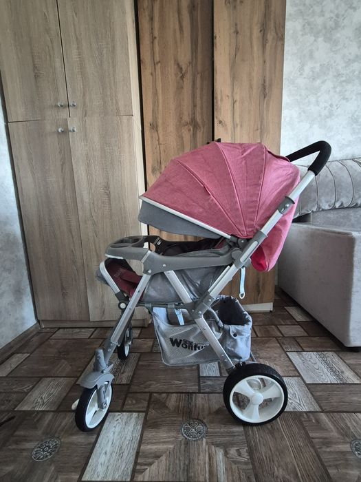 Продается коляска в хорошем состояний