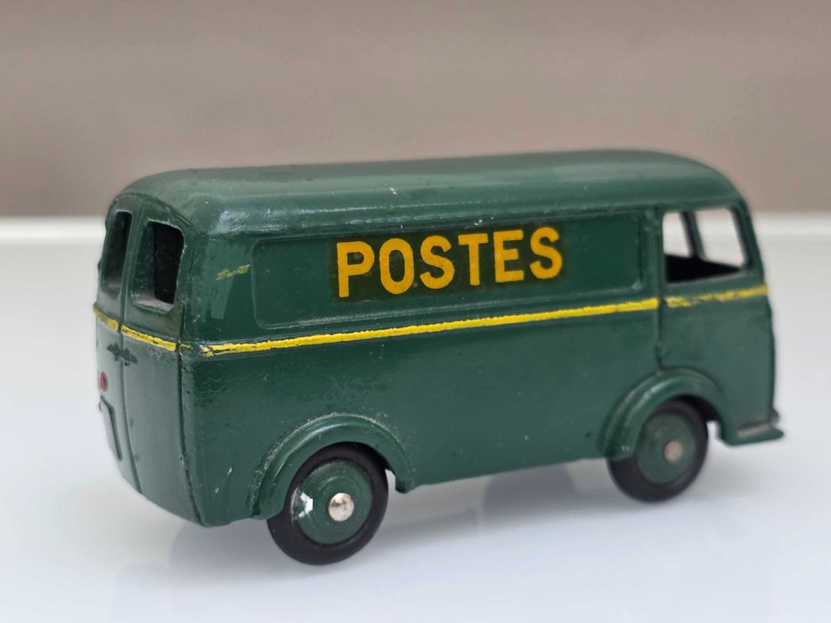Macheta Auto 1/43 Dinky Toys Meccano France Peugeot D3A 25BV Postes