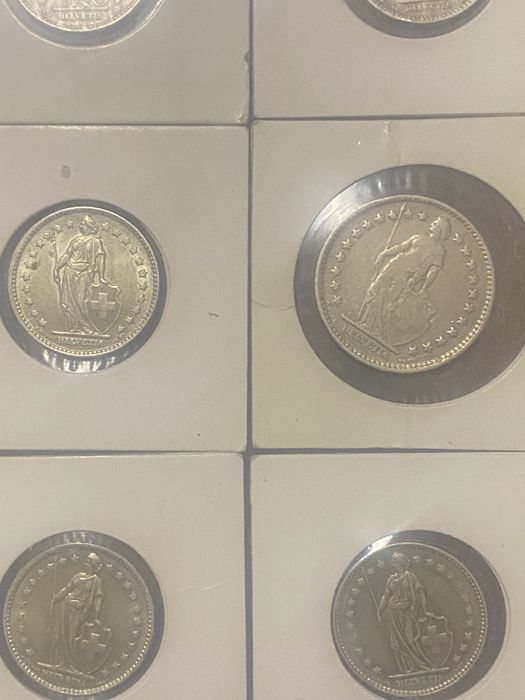 Лот сребърни швейцарски франкове 8 броя Helvetia