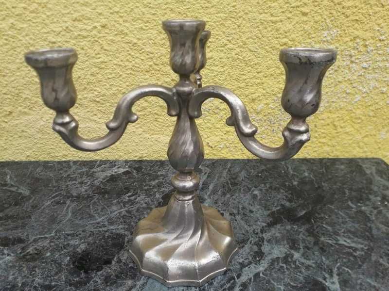 Set 2 sfesnice cu trei brate