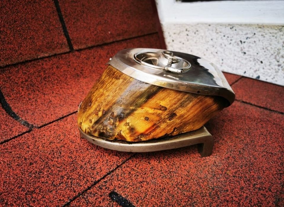 Vând decor masa gradina tip scrumiera din copita de armasar