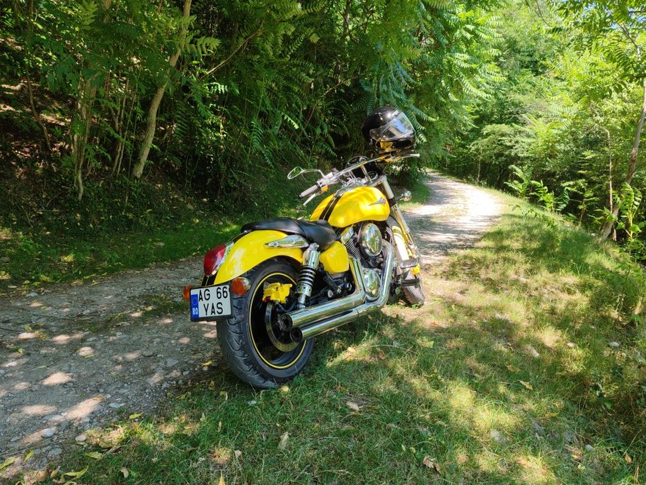 Kawasaki Vulcan mean streak 1500